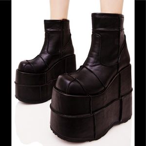 DEMONIA STACK BOOTS